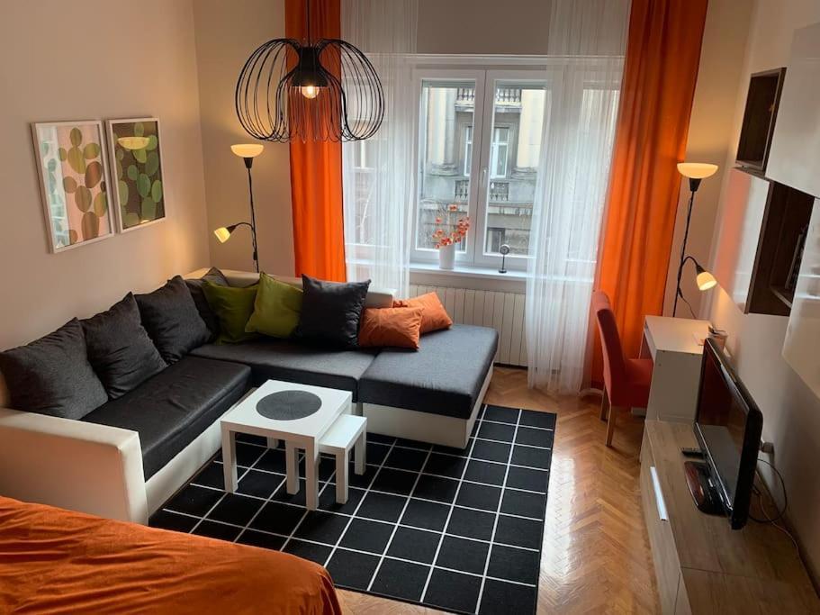 Apartment Near The Home Of Croatian Artists ザグレブ エクステリア 写真